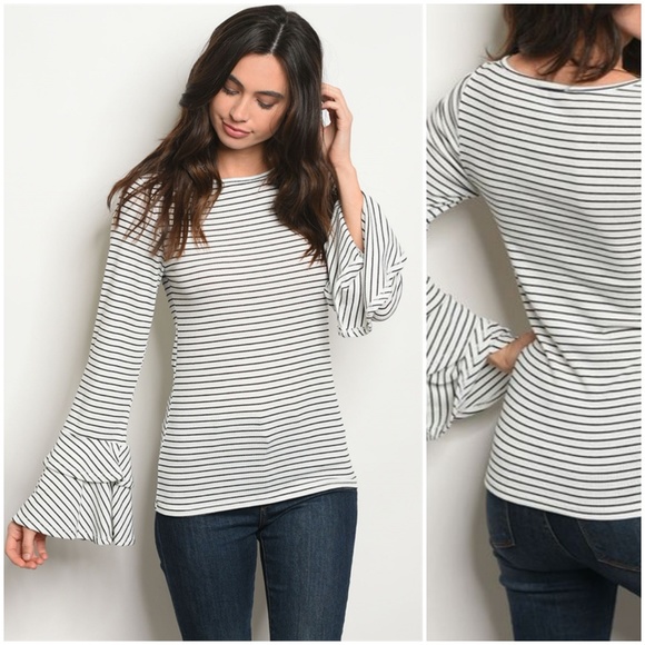 Bell Sleeve fitted top - Picture 2 of 3